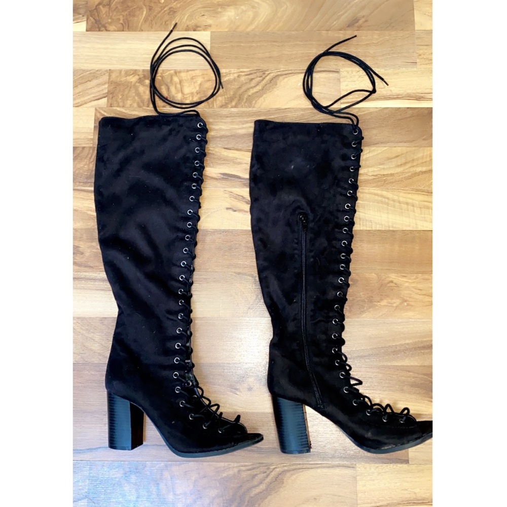 Knee-high lace up open toed Swede heels